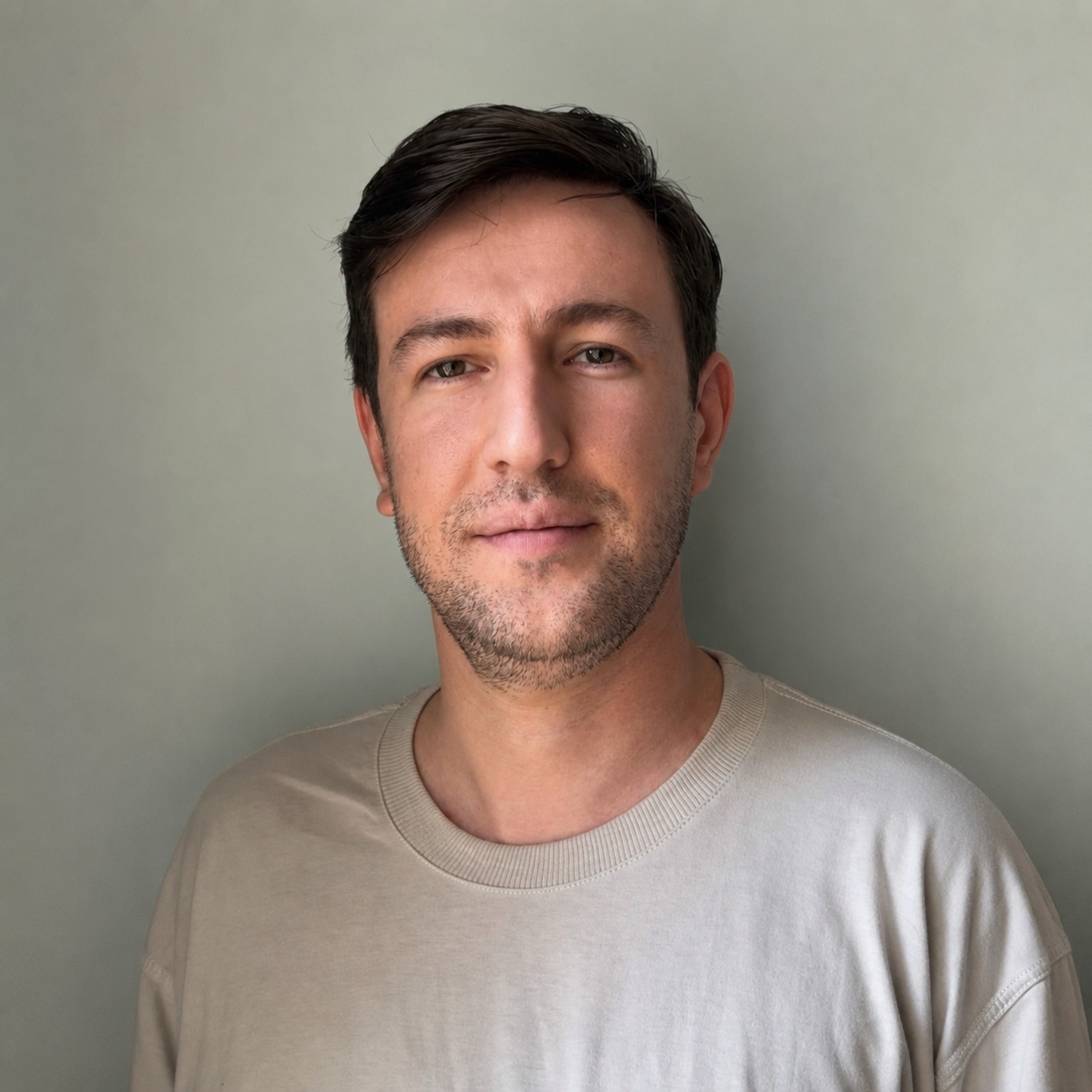 Alex Tarverdy